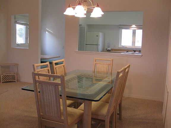 FORMAL DINING AREA