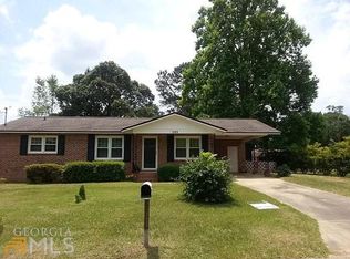 303 Palm Dr, Warner Robins, GA 31088