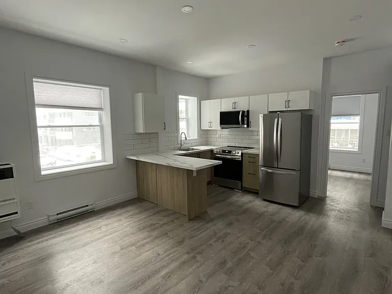 110 Gloucester St #STREET16-16 — Photo 1