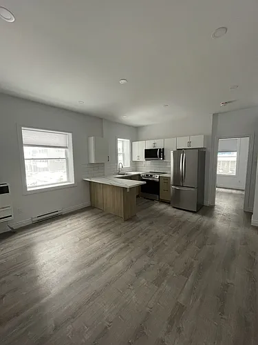 110 Gloucester St Photo 1