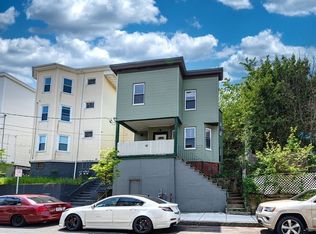 85 Marlborough St, Chelsea, MA 02150