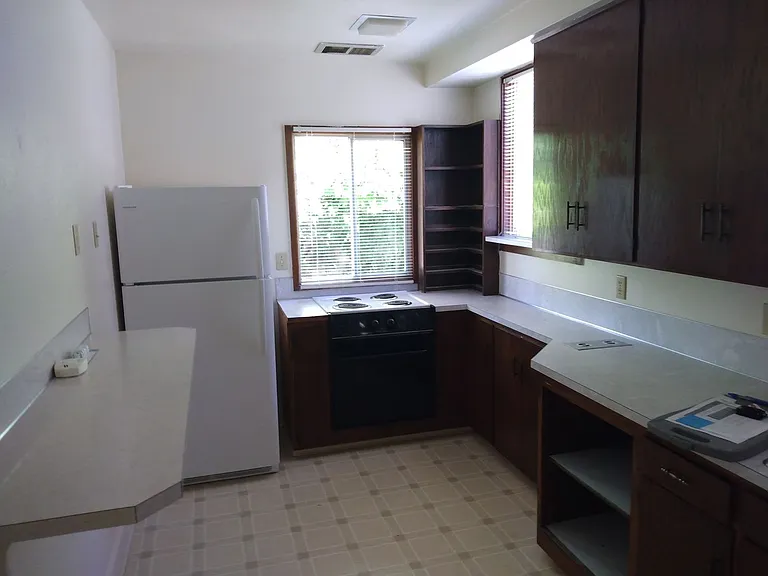 712e16 — Photo 12