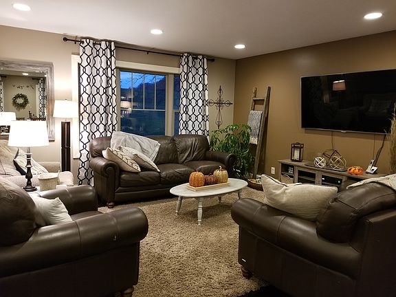 2nd image of 2113 Knollwood Dr