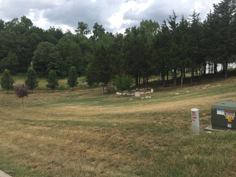 1st image of 612 Buckskin Dr