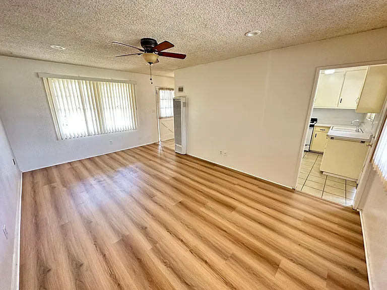 1696 Buckeye Dr — Photo 4