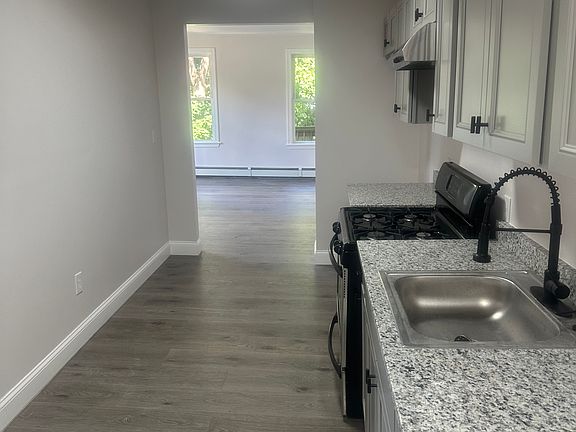 5th image of 19 Paul St Floor 2