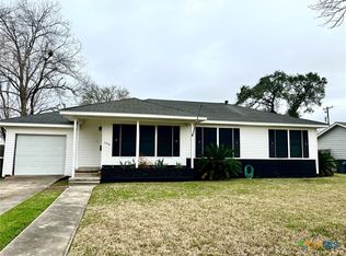 604 E Mistletoe Ave, VICTORIA, TX 77901