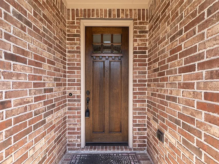 10406 Mossback Pine Rd — Photo 3