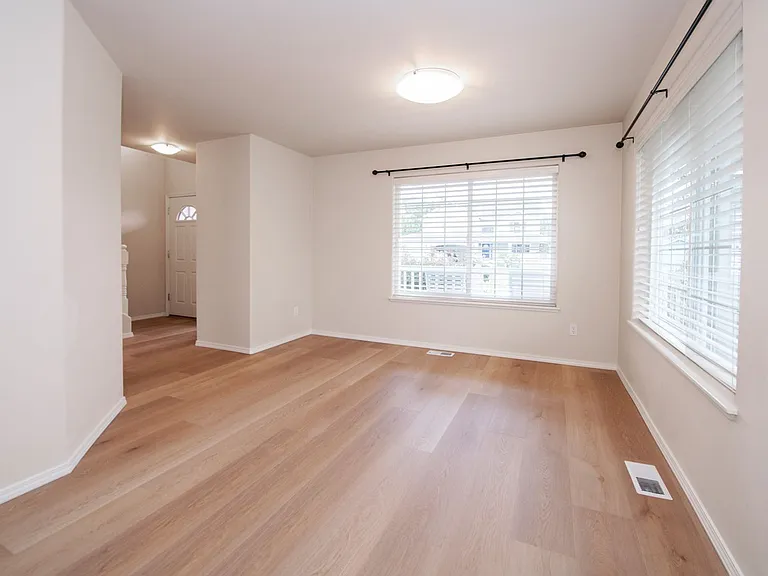 5423 Cape Seville Dr — Photo 13