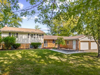 3736 W South Wood Lake Dr, Columbus, IN, 47201