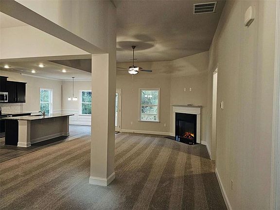 3rd image of 216 Rhett Dr