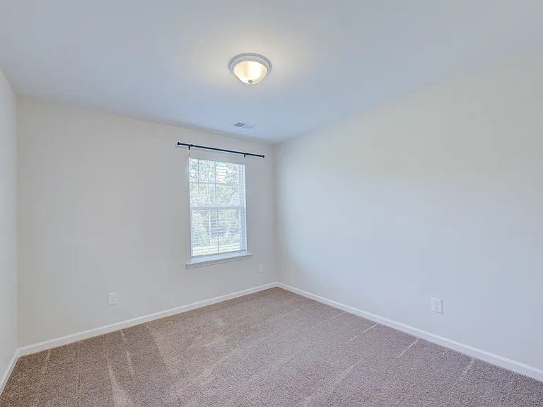 151 Brockway Dr — Photo 33