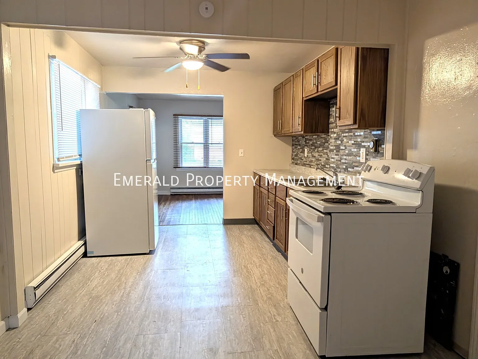 3 bed, $1,800 — Photo 4