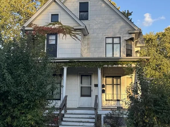 1301 Summit AVENUE, Racine, WI 53404