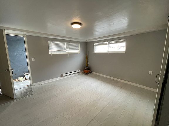 4th image of 338 N 100 W APT 3
