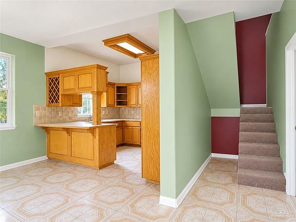 4th image of 440 Pantera Dr