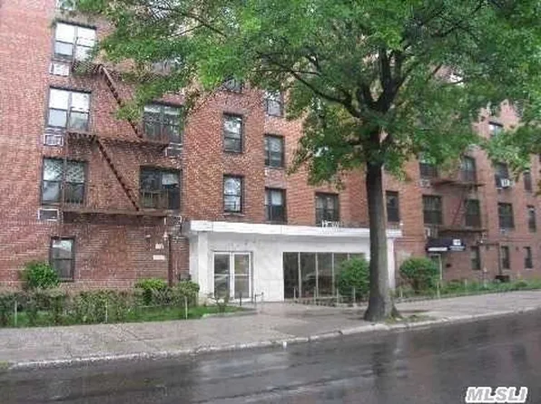 14015 Holly Ave APT 5M, Queens, NY 11355