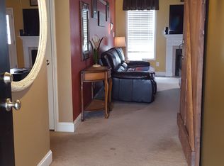 135 Ironside Ct, Raeford, NC 28376