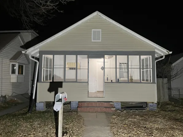 2227 S 7th St, Council Bluffs, IA 51501