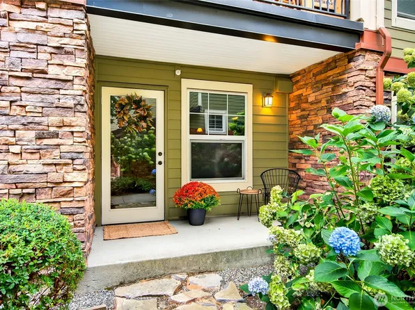 680 32nd Street #C111, Bellingham, WA 98225
