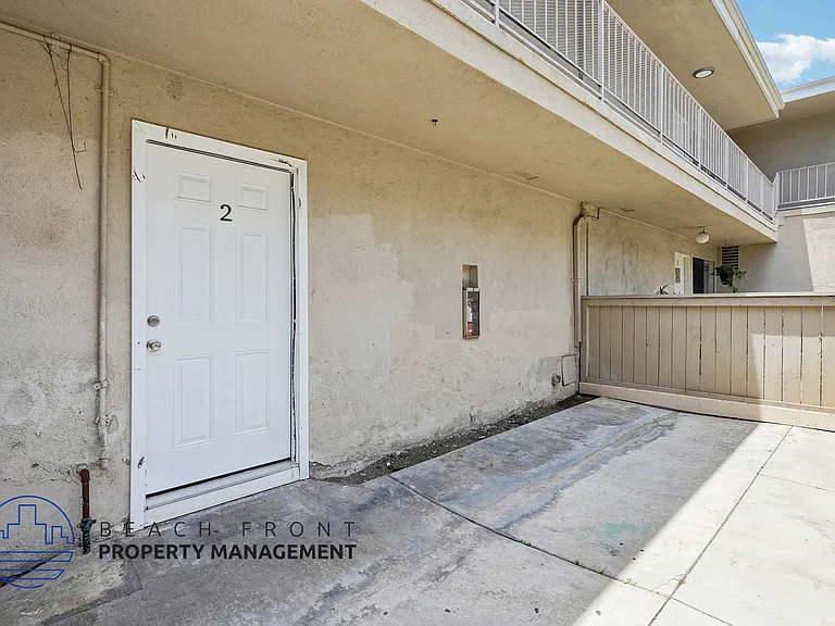 5447 Norwalk Blvd — Photo 8