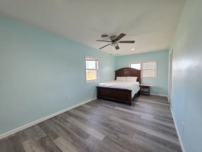22931 Steele Dr — Photo 24