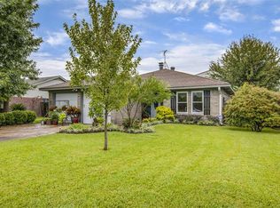 11727 Alamo Dr, La Porte, TX 77571