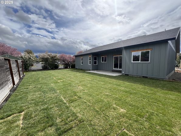 2405 Watson Rd, La Grande, OR 97850