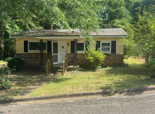 745 Carver Ave, Auburn, AL 36832