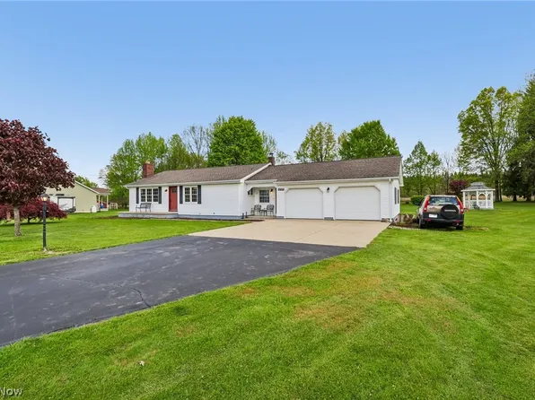 6745 E Middletown Rd, New Middletown, OH 44442