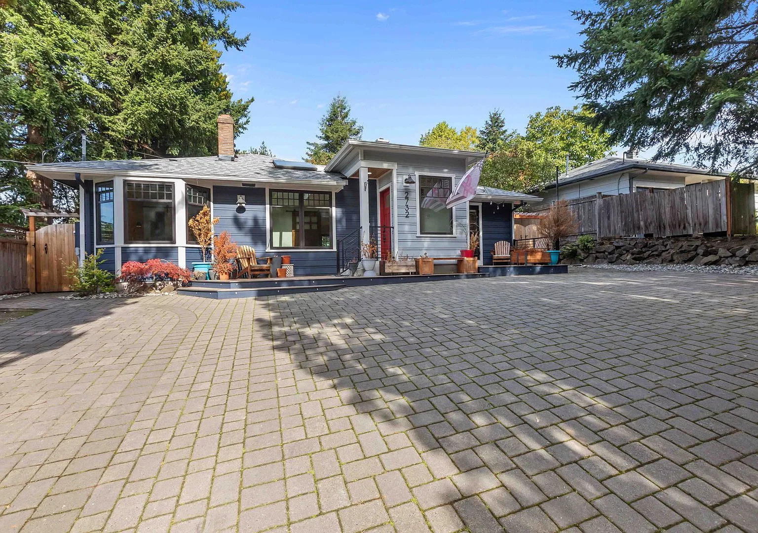 Beautifully Renovated 4-Bedroom Seattle Home with Incredible Backyard — Photo 2