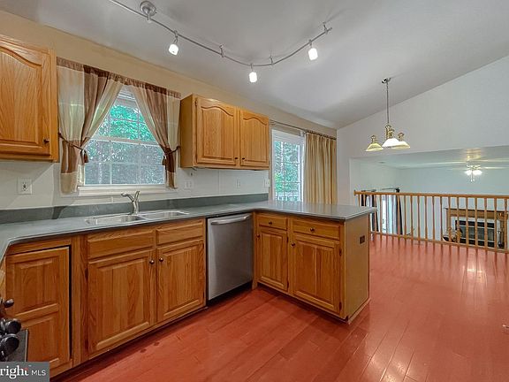 4th image of 20804 Red Rose Ct
