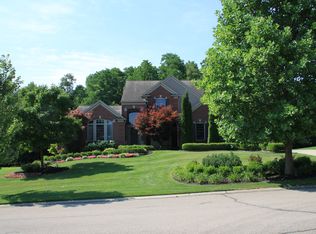 32487 Oakwood Ct, Farmington Hills, MI 48334