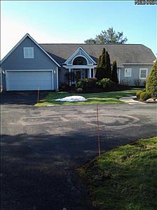 1st image of 123 Barkwood Dr