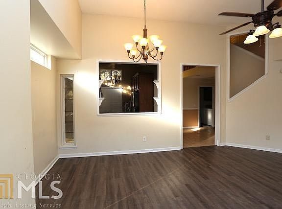 5th image of 1642 Pondside Dr
