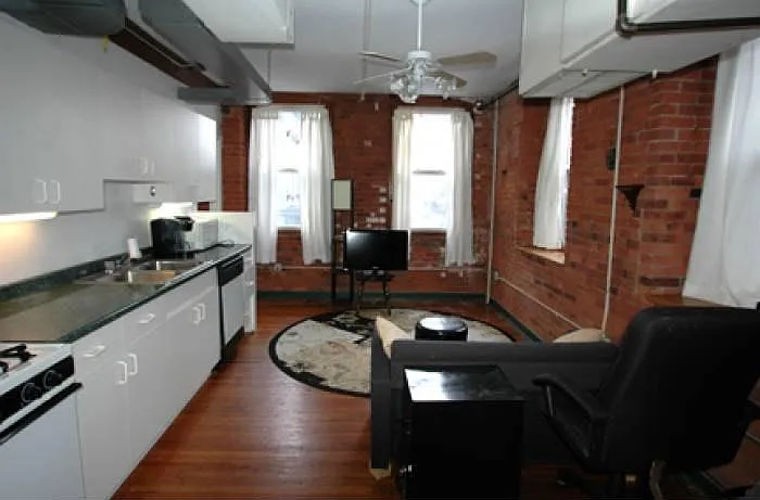 1 bed, 500 sqft, $1,725 — Photo 3