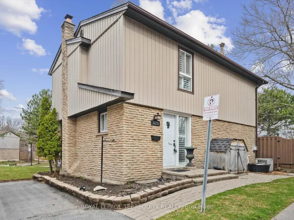 1825 Hyde Mill Cres, Mississauga, ON L5N 0A7