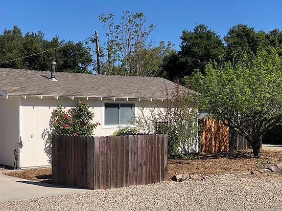 5th image of 2840 Gaviota St