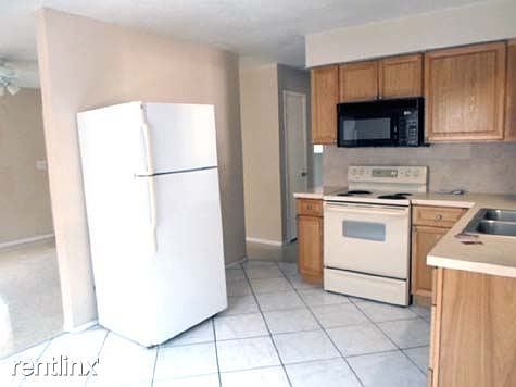 3rd image of 4985 12th Ave N