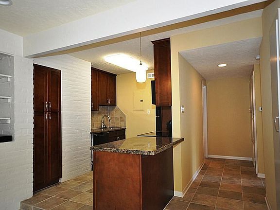 4th image of 5214 Memorial Dr #5214