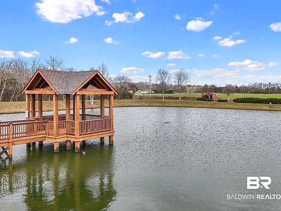 5th image of 6028 Waterford Dr