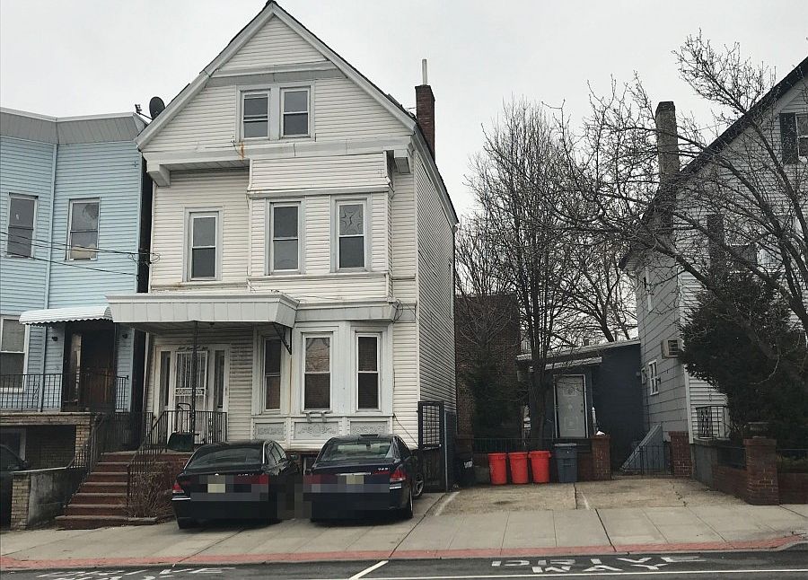 1st image of 905 Palisade Ave