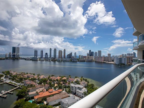 4th image of 6000 Island Blvd APT 2602