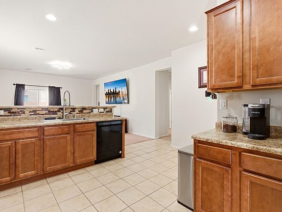 5th image of 2931 Tierra Dorado Dr SW