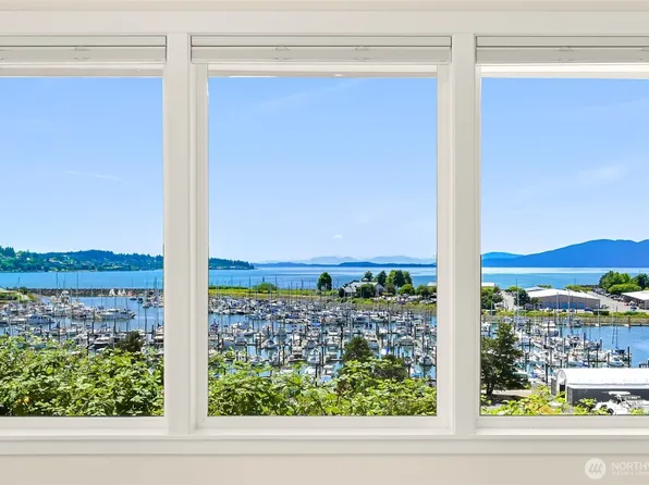 2011 Eldridge Avenue, Bellingham, WA 98225