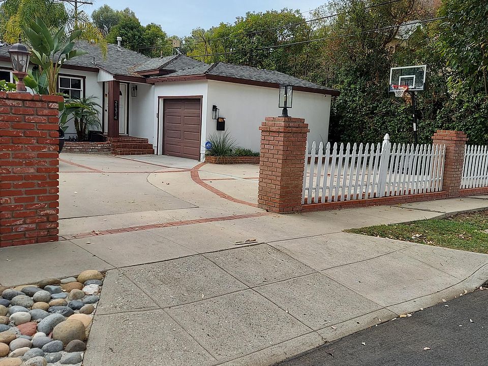 1st image of 21314 Velicata St