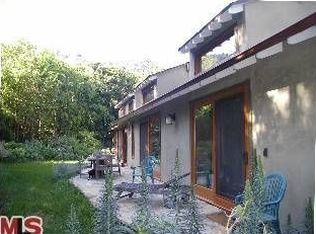 4033 Mandeville Canyon Rd, Los Angeles, CA 90049