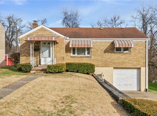 5223 Woodland Dr, West Mifflin, PA 15122