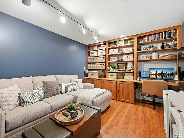38 Ormond Ave — Photo 4