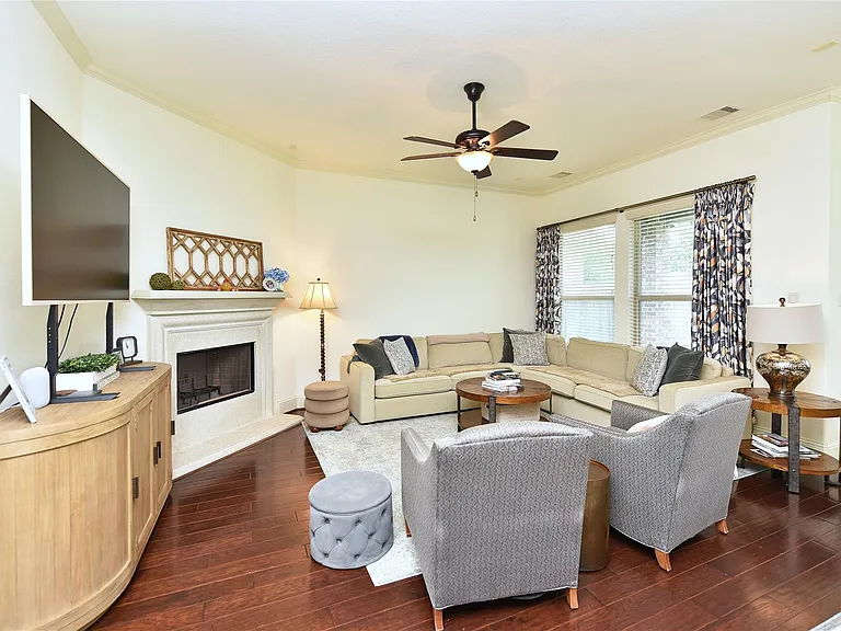 13117 Stoneleigh Terrace Dr — Photo 9